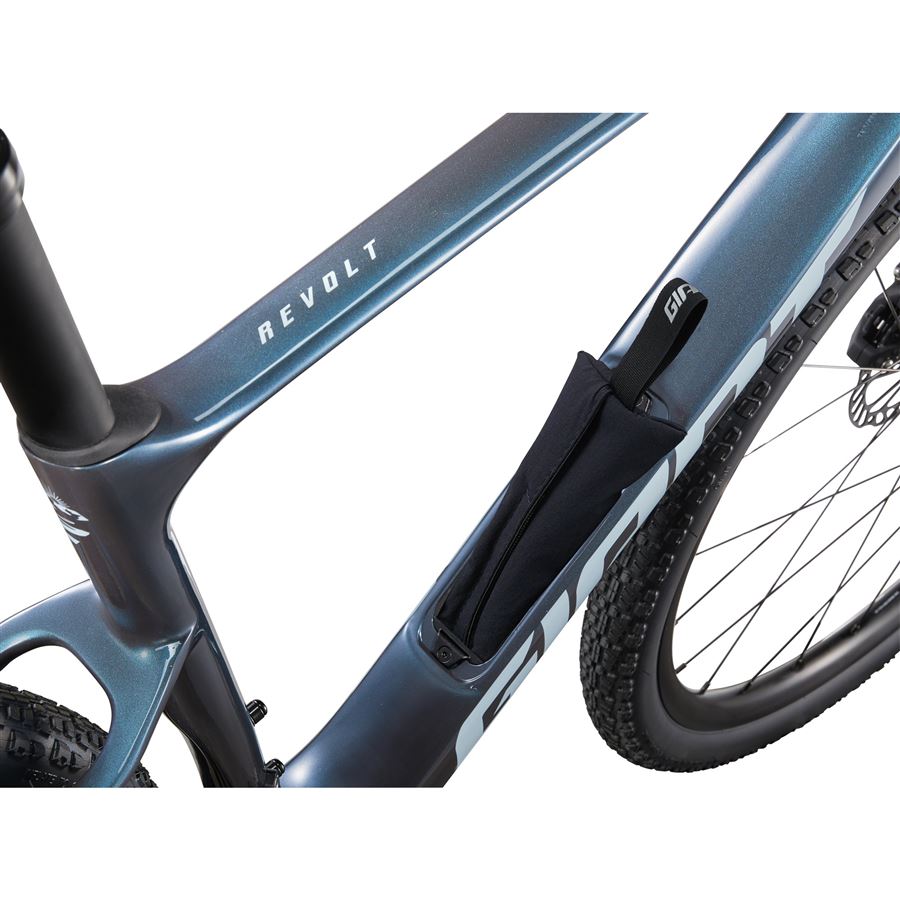 Revolt Advanced 1 L Ocean Twilight 3 Giant Revolt Advanced 1 L Ocean Twilight 2025