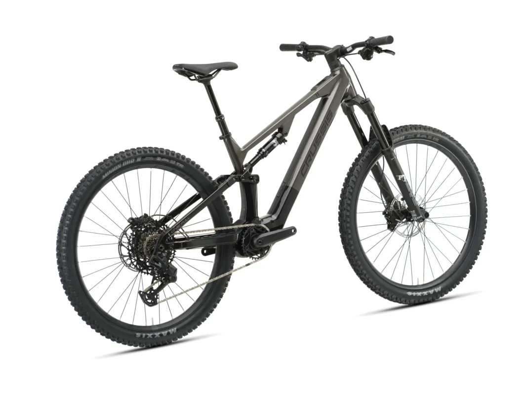 Crussis ONE-Full 11.11- 800 Wh 2026 predvádzačka