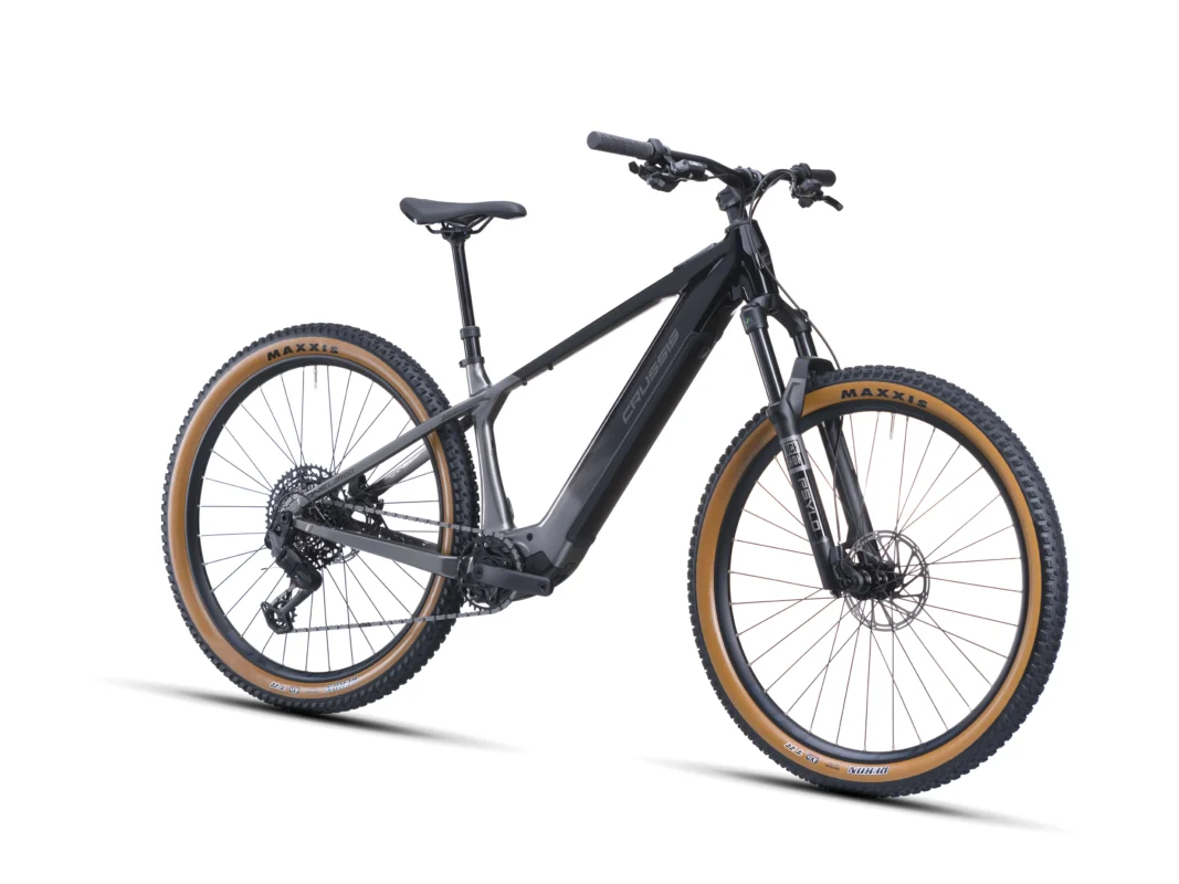 Crussis ONE-Largo AX 10.12-M2 800 Wh 2027 – 2