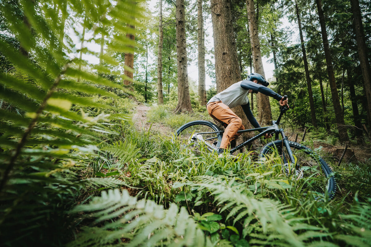 Merida BIG.TRAIL 200 čierna metalíza(teal) 2024