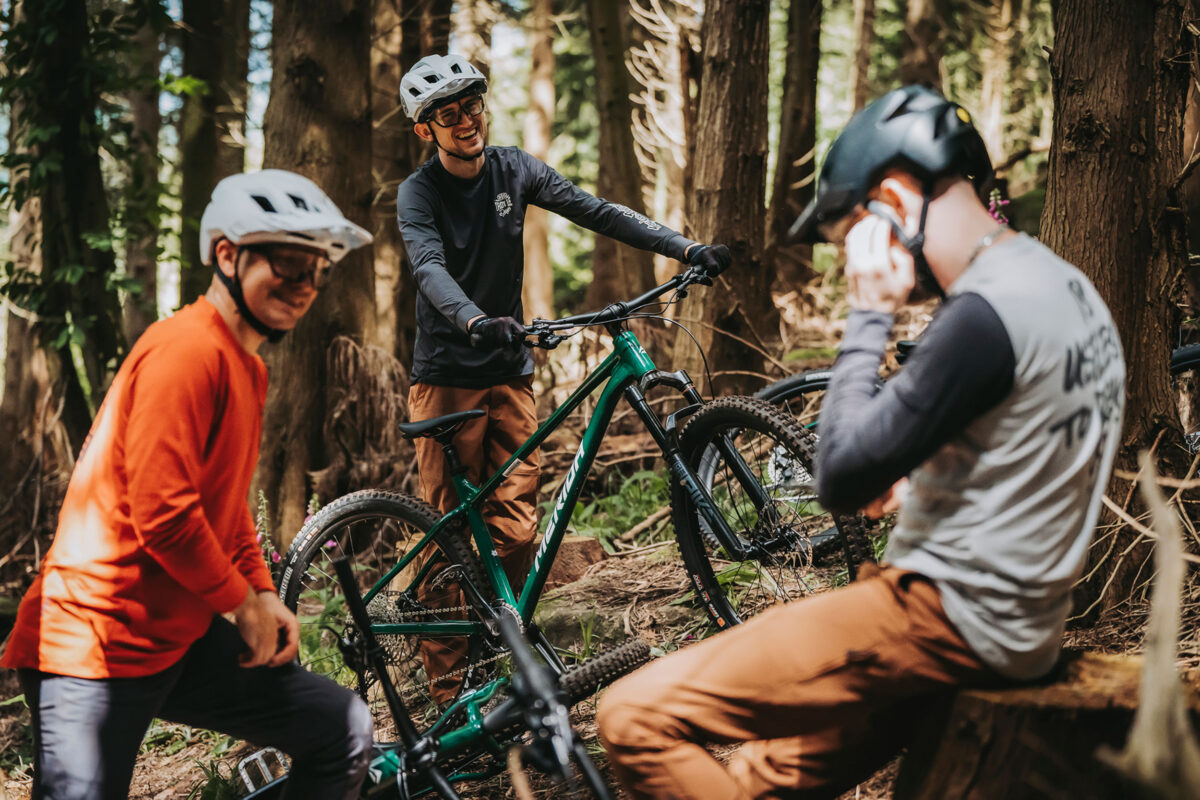 Merida BIG.TRAIL 200 čierna metalíza(teal) 2024