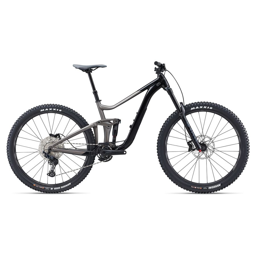 Giant Reign 2 Black/Metal Giant Reign 2 Black/Metal