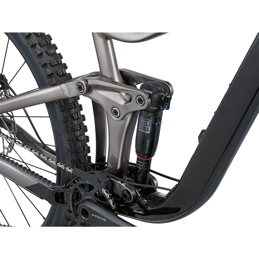 Giant Reign 2 Black/Metal Giant Reign 2 Black/Metal